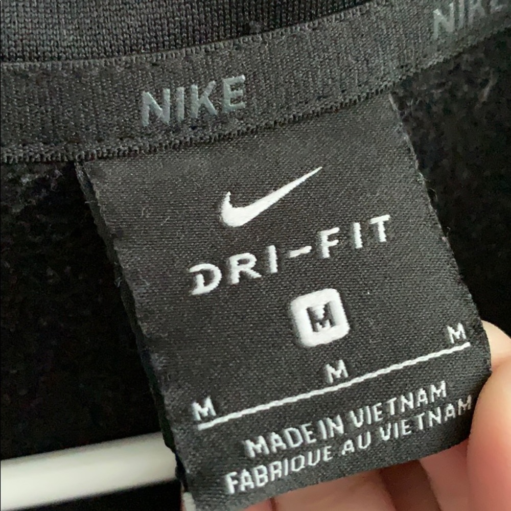 Nike pullover - Picture 2 of 3